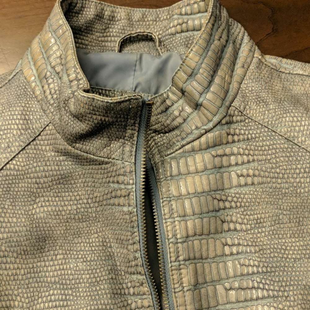 Jacket - Picture 3 of 6